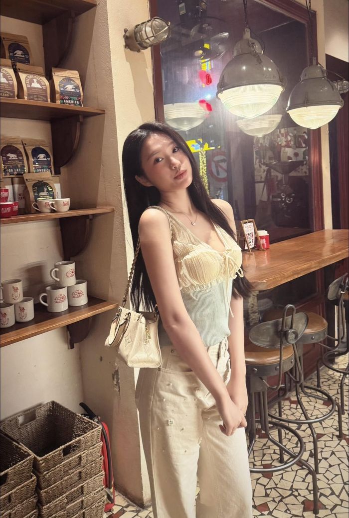 Cô nàng ngày càng thăng hạng nhan sắc sau khi sinh con cho Đoàn Văn Hậu. Ảnh FBNV