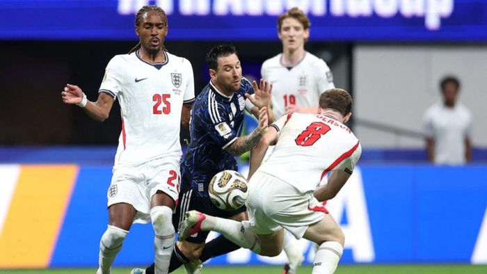 World Cup 2026: Trận đấu giữa Anh và Argentina diễn ra kịch tính với nhiều tình huống va chạm