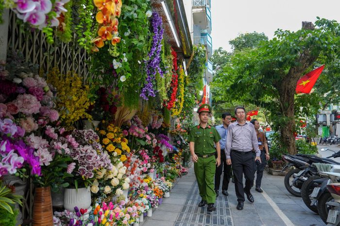 Sự chuyển biến rõ nét trong nhận thức và hành động tự giác chấp hành pháp luật của người dân khi các chế tài xử phạt mới mang tính răn đe mạnh mẽ đi vào đời sống thực tế.