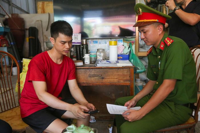 Các hành vi vi phạm quy định về quản lý cư trú cũng bị áp dụng mức tiền phạt tăng cao tại Phụ lục I Nghị quyết số 56/2026/NQ-HĐND, nhằm siết chặt việc chấp hành các quy định của Luật Cư trú số 68/2020/QH14 (được sửa đổi, bổ sung bởi Luật số 118/2025/QH15).