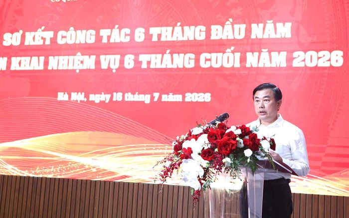 Phó Bí thư Đảng ủy, Chủ nhiệm Ủy ban Kiểm tra Đảng ủy, Phó Giám đốc Cơ quan Báo và Phát thanh, Truyền hình Hà Nội Nguyễn Minh Đức phát biểu tại hội nghị. Ảnh: Thanh Hải