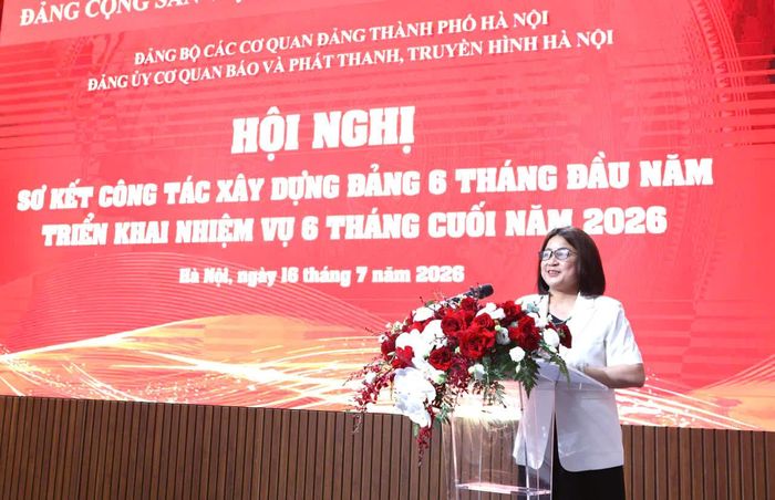 Phó Bí thư Đảng ủy các cơ quan Đảng thành phố Hà Nội Phạm Thị Nguyên Hạnh lưu ý 10 nhiệm vụ trọng tâm đối với Cơ quan Báo và Phát thanh, Truyền hình Hà Nội. Ảnh: Thanh Hải