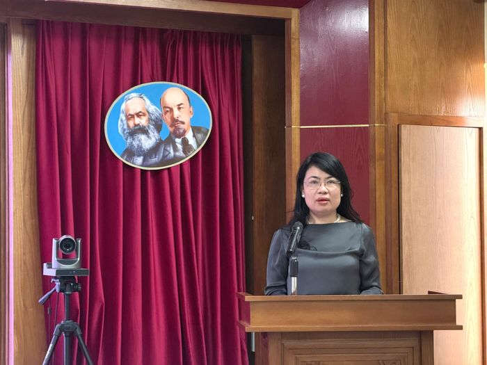 PGS.TS Lương Mai Anh, Chánh Văn phòng Hội đồng Y khoa Quốc gia phát biểu.