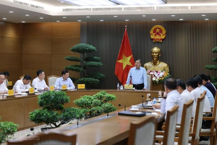 Phó Thủ tướng Thường trực Phạm Gia Túc kết luận cuộc họp. Ảnh: VGP/Phương Nguyên