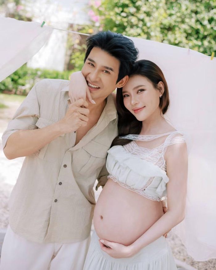 Nữ diễn viên cho biết sau 8 năm mới tiếp tục làm mẹ nên mọi cảm xúc đều rất đặc biệt.