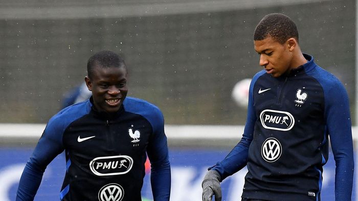  Mối quan hệ của Kante và Mbappe được cho là xấu đi thời gian qua. 