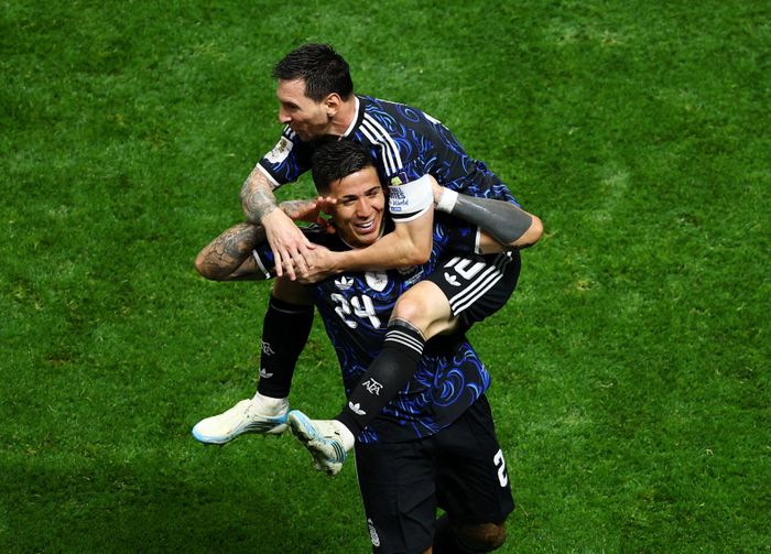  Enzo là trợ thủ đắc lực của Messi. Ảnh: Reuters. 