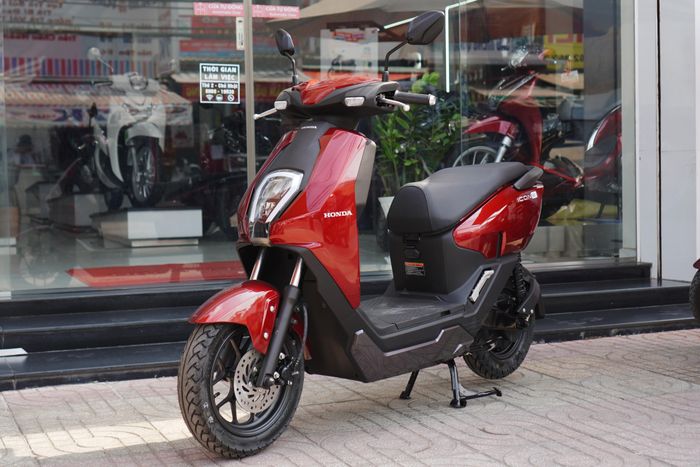  Honda Icon e: được giảm giá còn khoảng 15,5 triệu đồng tại đại lý. Ảnh: Đan Thanh. 