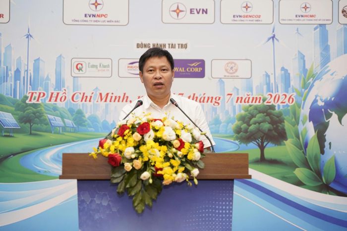  Ông Đỗ Văn Năm, Thành viên HĐTV EVNNPC phát biểu tại sự kiện. Ảnh: BTC.