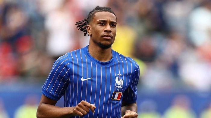 Michael Olise bật đèn xanh cho Real Madrid, Bayern Munich đối mặt nguy cơ mất trụ cột