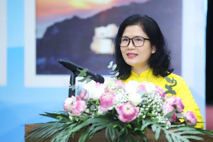 TS Hoàng Thị Bình, Phó Viện trưởng VICAST phát biểu tại Hội thảo