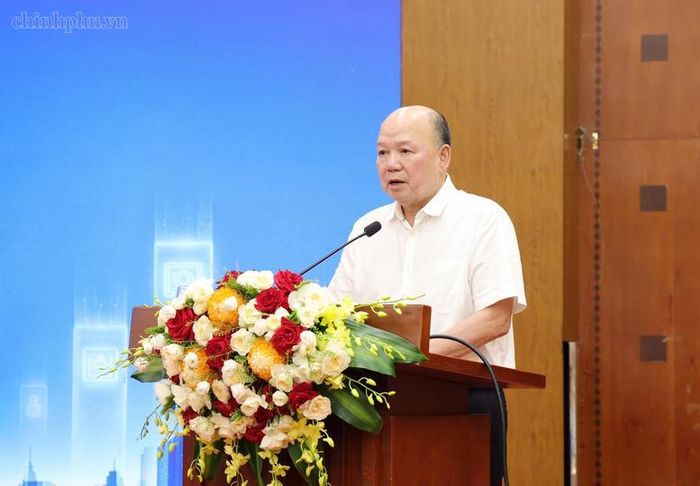 Chủ tịch Viện IGD Tô Dũng phát biểu tại Diễn đàn - Ảnh: VGP/Gia Huy