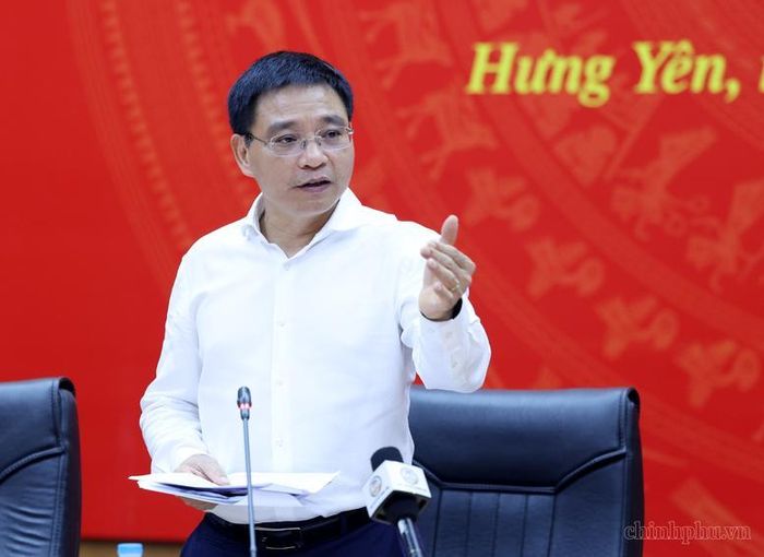Phó Thủ tướng nêu rõ Hưng Yên phải duy trì được đà tăng trưởng cao - Ảnh: VGP/Nguyễn Đức