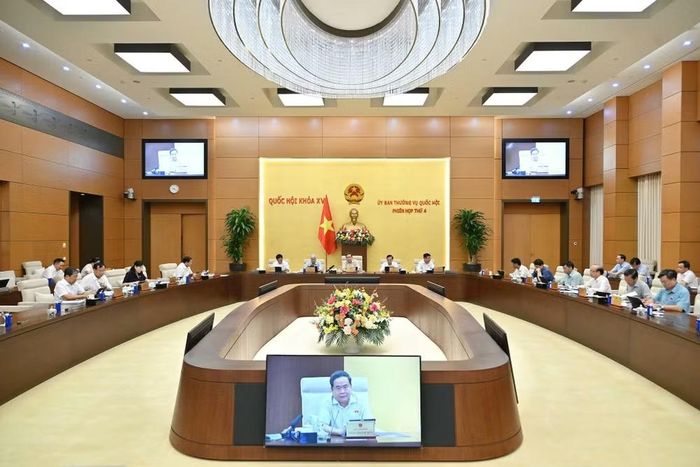 Phiên họp thứ 4 của Ủy ban Thường vụ Quốc hội ngày 16/7. (Ảnh: THỦY NGUYÊN)