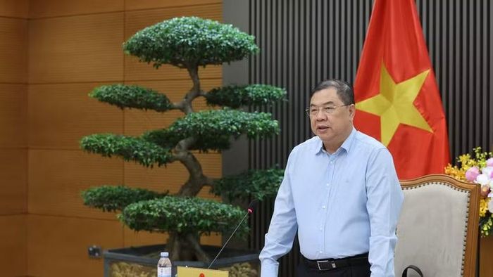 Phó Thủ tướng Thường trực Phạm Gia Túc chủ trì cuộc làm việc với Bộ Tài chính cùng các bộ, ngành, doanh nghiệp. (Ảnh: VGP/Phương Nguyên)
