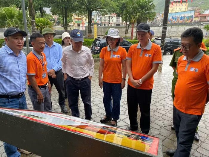 Đoàn tiền thẩm định kiểm tra hệ thống thông tin trên địa bàn xã Mèo Vạc.