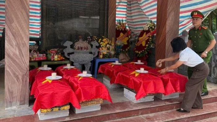 Hài cốt các liệt sĩ sau khi được khai quật, quy tập.