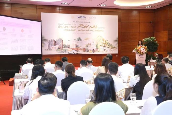 Bối cảnh mới đã, đang và sẽ đòi hỏi việc tiếp cận một bức tranh tương đối toàn diện về thị trường bất động sản đô thị tỉnh Vĩnh Long trong không gian phát triển mới.