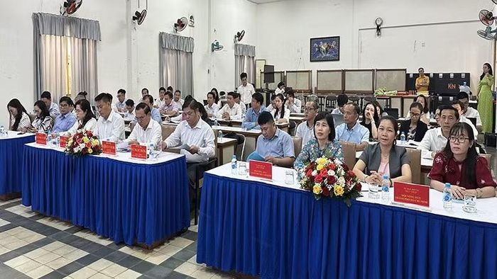 Một góc quang cảnh buổi ký kết chương trình phối hợp.