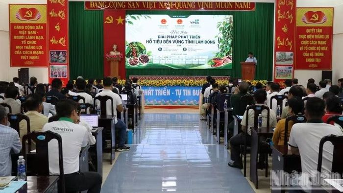 Quang cảnh hội thảo.