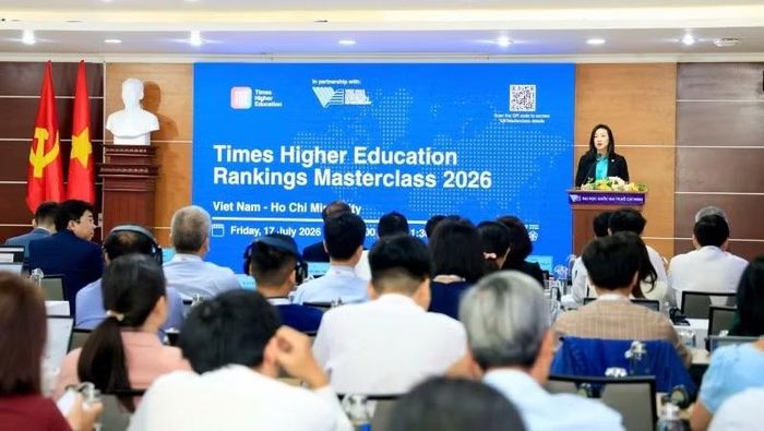 Chuyên gia phát biểu tại hội thảo.