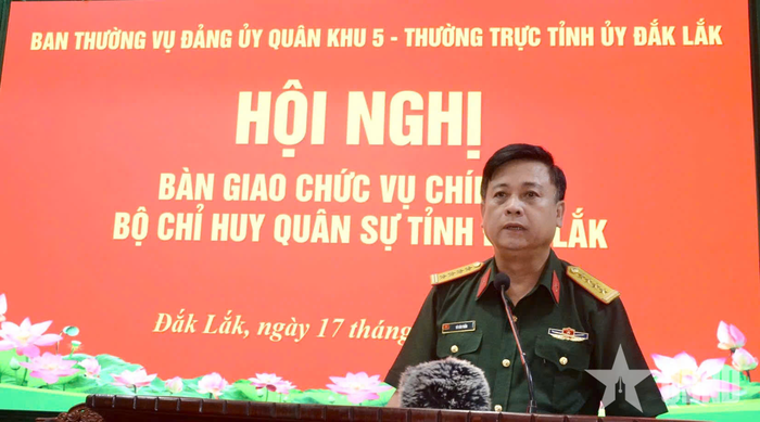 Đại tá Võ Văn Tuấn bày tỏ quyết tâm chính trị trên cương vị, chức trách mới.