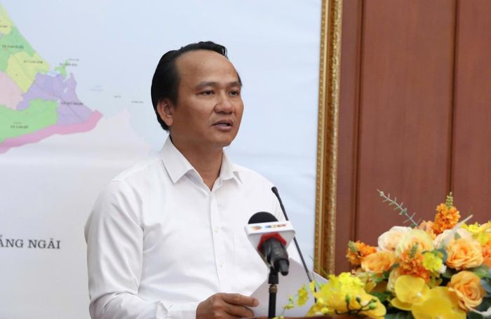 Phó Bí thư Thường trực Thành ủy Đà Nẵng Nguyễn Đình Vĩnh phát biểu chỉ đạo tại Hội nghị.