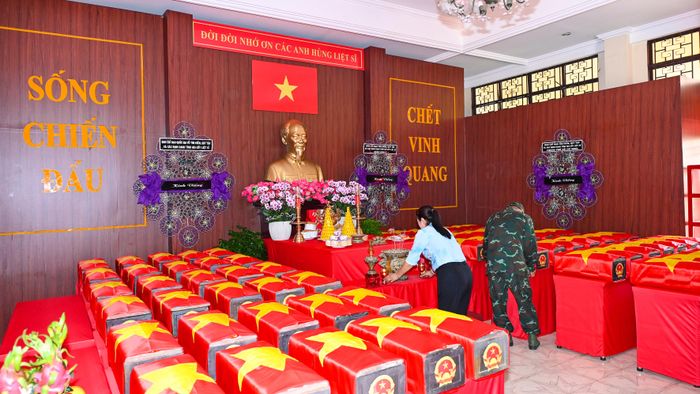  Công tác quàn hài cốt được bảo đảm trang nghiêm 