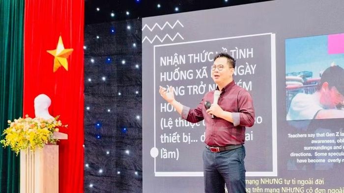 PGS.TS Trần Thành Nam chia sẻ liên quan đến sử dụng mạng xã hội ở người trẻ.