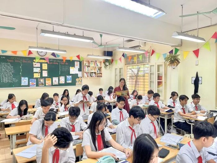Đầu vào trung học nghề là học sinh THCS (Ảnh: Học sinh Trường THCS Đống Đa, quận Đống Đa, Hà Nội).