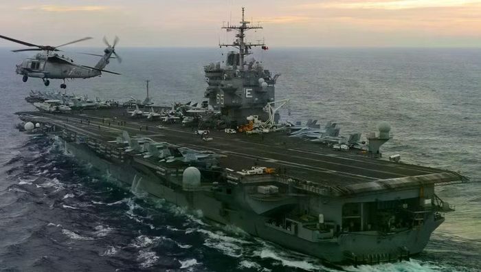 Tàu sân bay USS Enterprise (CVN-65).