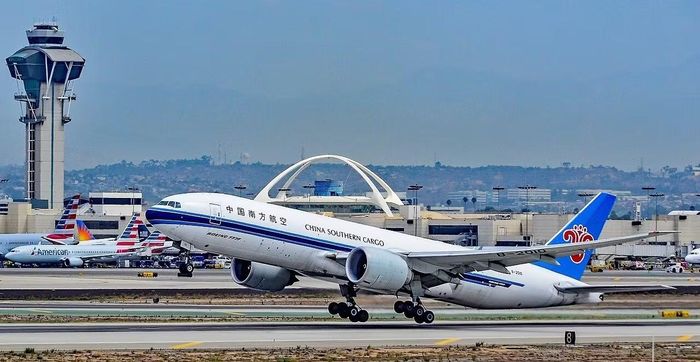 China Southern Airlines vừa được phê duyệt kế hoạch huy động tối đa 15 tỷ Nhân dân tệ thông qua phát hành cổ phiếu. Ảnh: Aviation A2Z.