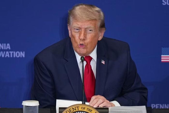 Tổng thống Donald Trump phát biểu tại Trường Cao đẳng chiến tranh Lục quân Mỹ ở Pennsylvania ngày 15/7. (Ảnh AP)