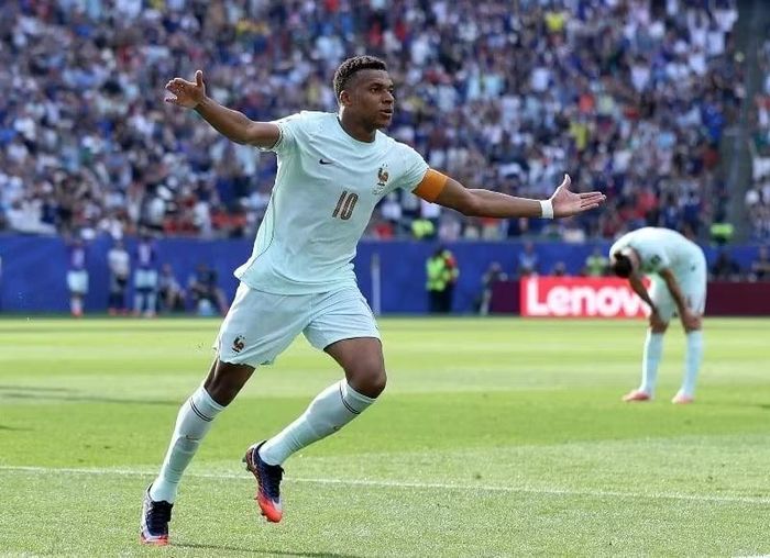 Mbappe còn cơ hội đua tranh danh hiệu cá nhân nếu tỏa sáng ở trận tranh hạng ba