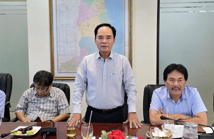 TS. Nguyễn Quốc Thập - Chủ tịch Hội DKVN đánh giá cao những nỗ lực của Hội Dầu khí Nam Trung Bộ - Tây Nguyên trong việc duy trì hoạt động, kết nối các đơn vị hội viên và đồng hành cùng doanh nghiệp trong bối cảnh còn nhiều khó khăn.