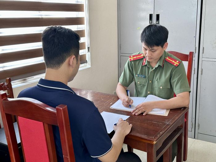 Cơ quan điều tra khởi tố bị can tham gia đánh bạc trực tuyến và mua số lô số đề. (Ảnh: CAHY).
