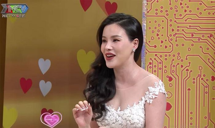 Huệ Minh gặp được người phù hợp ở tuổi 39. Ảnh cắt từ clip