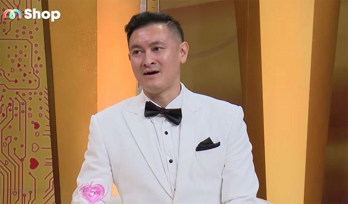 Anh Quân chỉ cần 2 ngày suy nghĩ để đồng ý với điều kiện của cô gái mới quen. Ảnh cắt từ clip