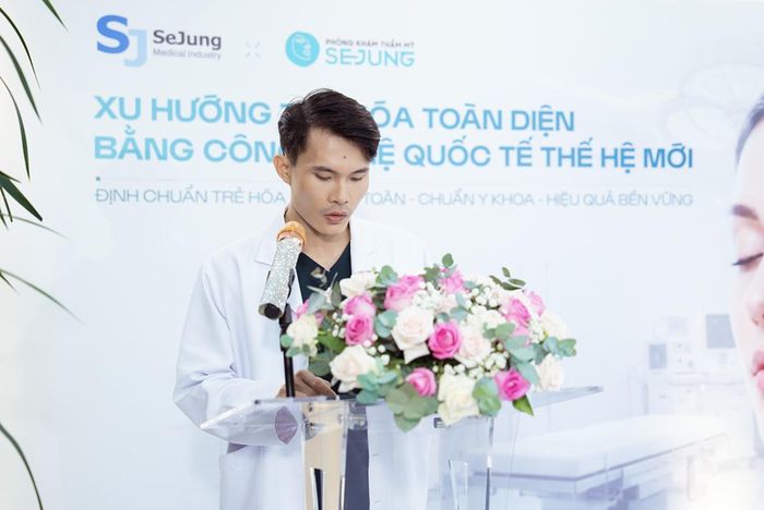 BS. Nguyễn Huy Oai - Giám đốc Chuyên môn Phòng khám Chuyên khoa Thẩm mỹ SeJung