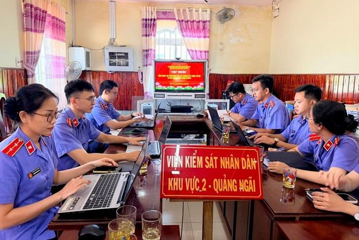  VKSND khu vực 2 tập huấn, triển khai việc thực hiện chuyển đổi số.