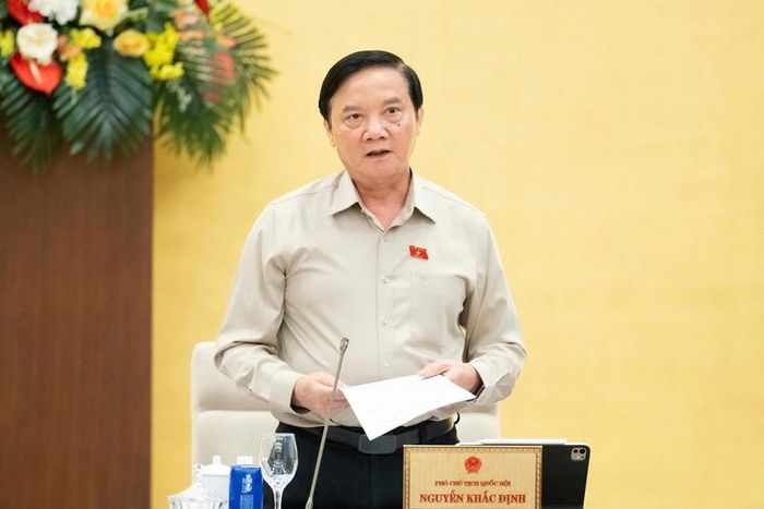 Phó Chủ tịch Quốc hội Nguyễn Khắc Định phát biểu kết thúc nội dung thảo luận (Ảnh: Media Quốc hội).