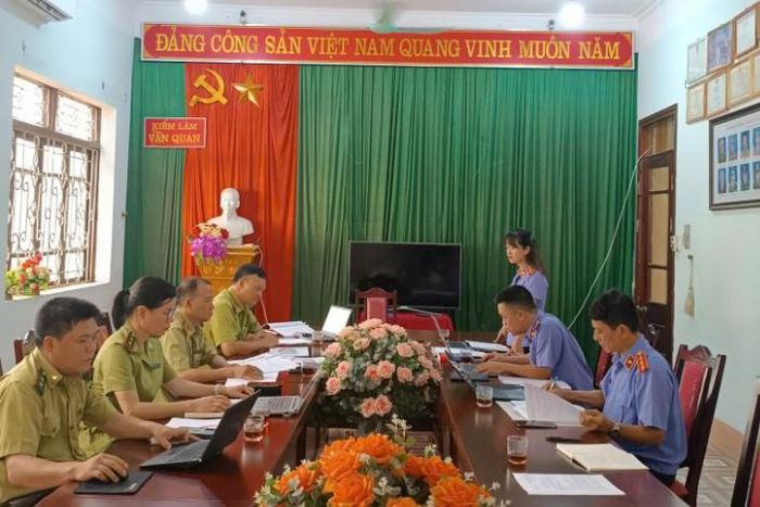 Đồng chí Nông Thị Nhung, Phó Viện trưởng, Trưởng đoàn kiểm sát kết luận sơ bộ buổi trực tiếp kiểm sát.