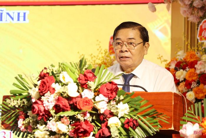 Ông Dương Đăng Hiền - Chủ tịch Hội Đông y tỉnh Hà Tĩnh khai mạc đại hội.