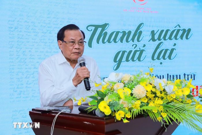 Ông Phạm Quang Nghị, nguyên cán bộ đi B chia sẻ tại chương trình. (Ảnh: Khánh Hòa/TTXVN)