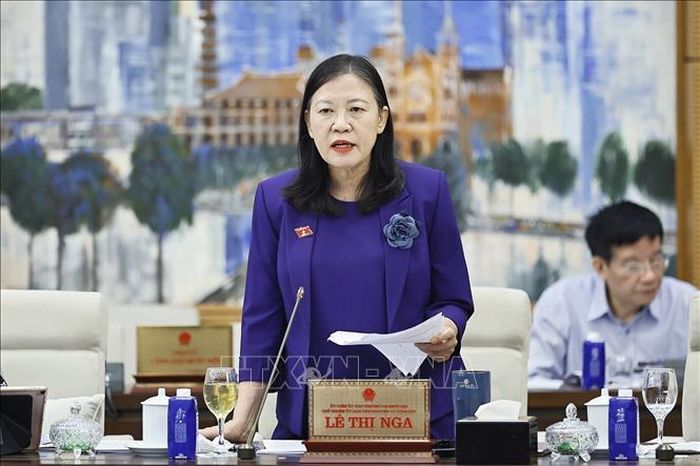 Chủ nhiệm Ủy ban Dân nguyện và Giám sát của Quốc hội Lê Thị Nga phát biểu. Ảnh: Doãn Tấn/TTXVN