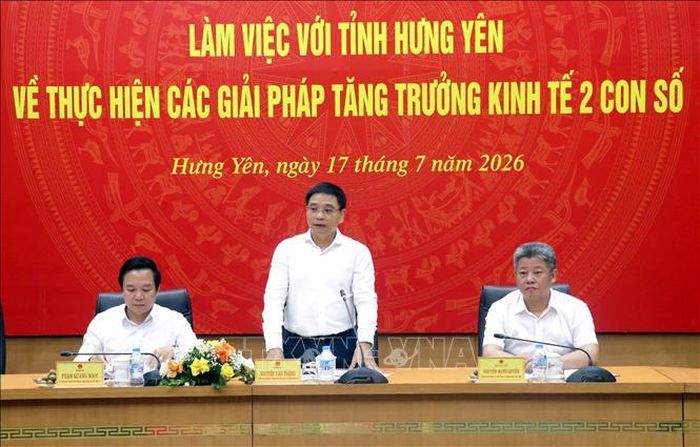 Phó Thủ tướng Chính phủ Nguyễn Văn Thắng phát biểu tại buổi làm việc. Ảnh: Đinh Văn Nhiều/TTXVN