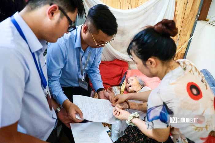 Ghi nhận thực tế, nhiều gia đình sau khi được hỗ trợ tại nhà, đã giới thiệu mô hình, đăng ký tổ xung kích phục vụ cho người thân, họ hàng đang sinh sống ở các địa bàn khác nhau.