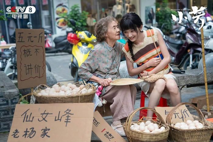Tiểu Phương bị cho rằng là điển hình cho dòng phim nông thôn rời thực tế. Ảnh: Weibo