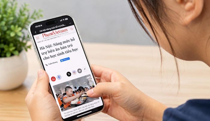 Thông tin Hà Nội quyết định nâng mức hỗ trợ bữa ăn bán trú cho học sinh tiểu học từ năm học 2026-2027 đã mang đến niềm vui cho nhiều gia đình.