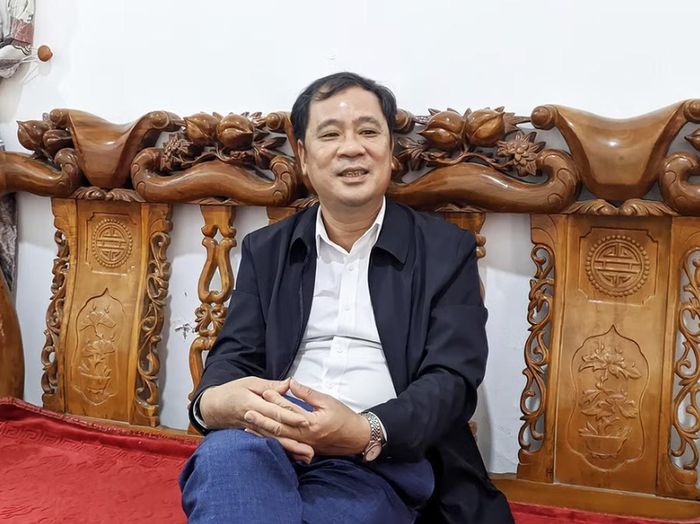Thầy Hồ Tuấn Anh, Hiệu trưởng Trường THCS Quỳnh Phương (Nghệ An).